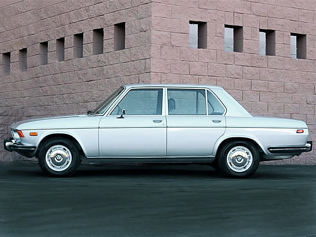 Mercedes-Benz 280 SE W108 vs BMW 2800 E3 - test-drive - Drive