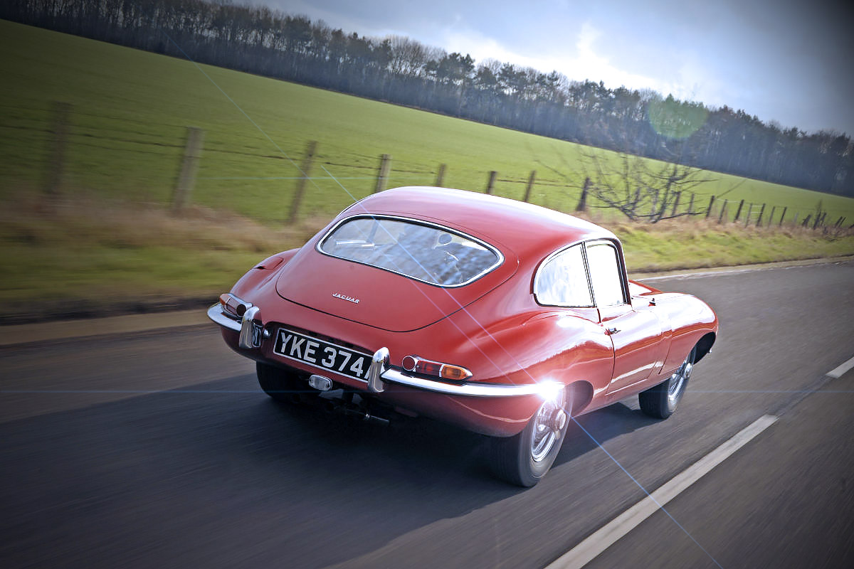 1966 Jaguar E-type 4.2 automatic - road drive - Drive