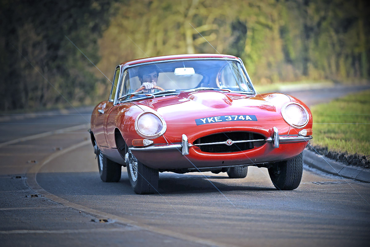 1966 Jaguar E-type 4.2 automatic - road drive - Drive