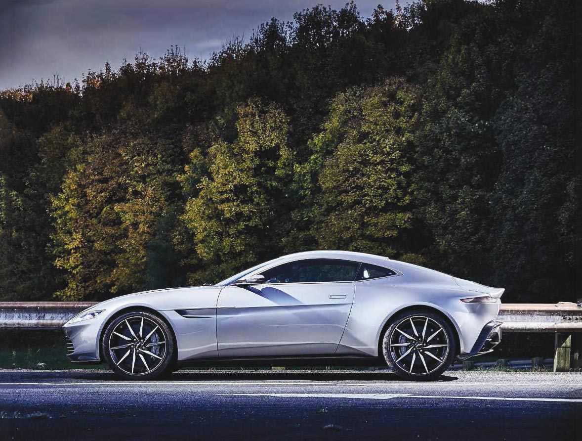 Aston martin db 10