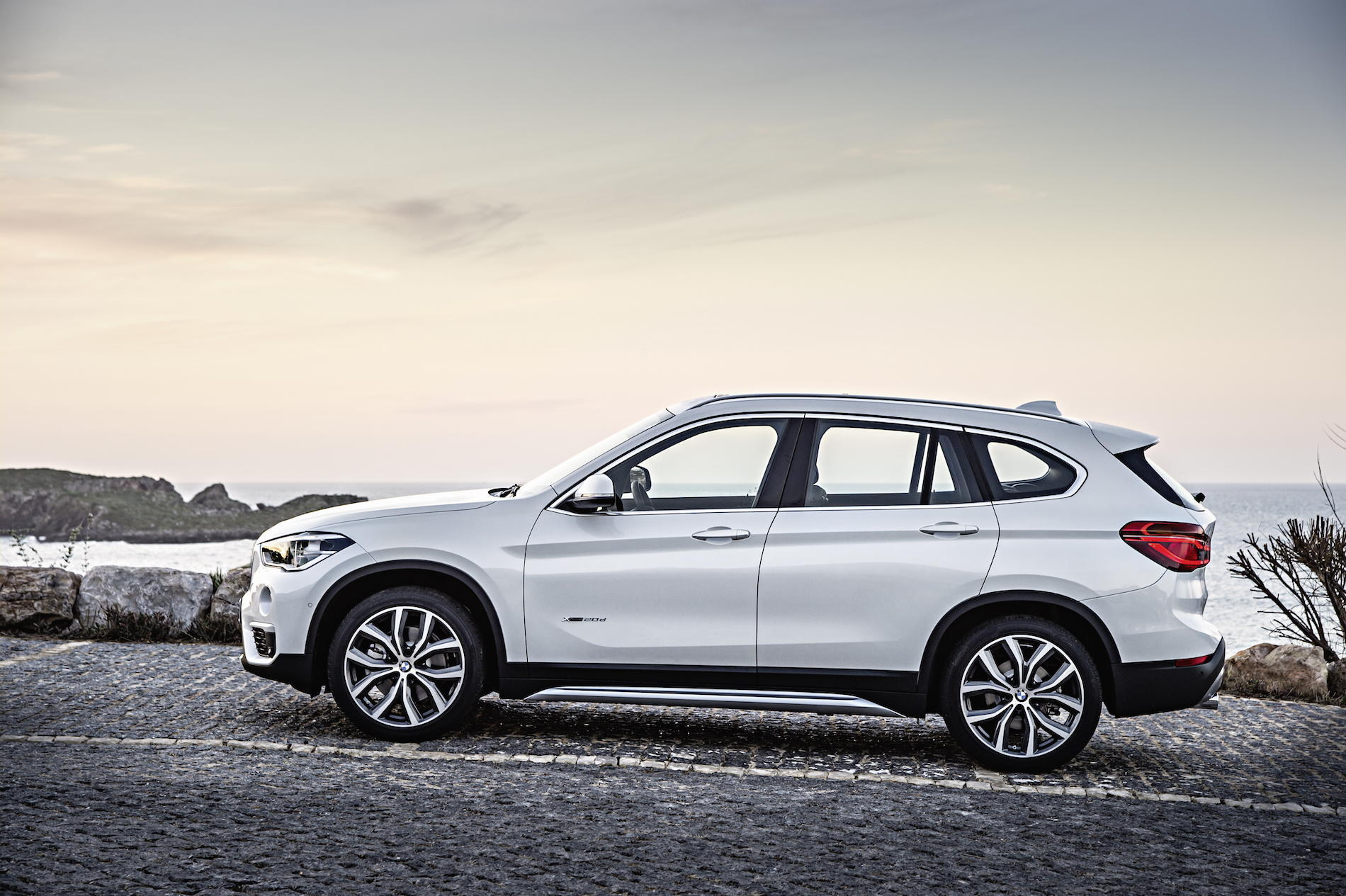 Bmw x1 f48 рестайлинг