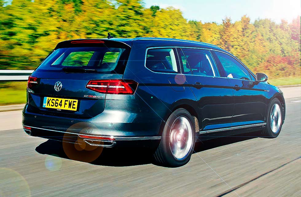 Road Test 16 Volkswagen Passat Estate Gt 2 0 Bi Tdi 240 Ps 7 Speed Dsg 4motion Drive