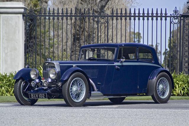 https://drive-my.com/images/stories/virtuemart/product/01-aston-martin-second-series-2-1934.jpg