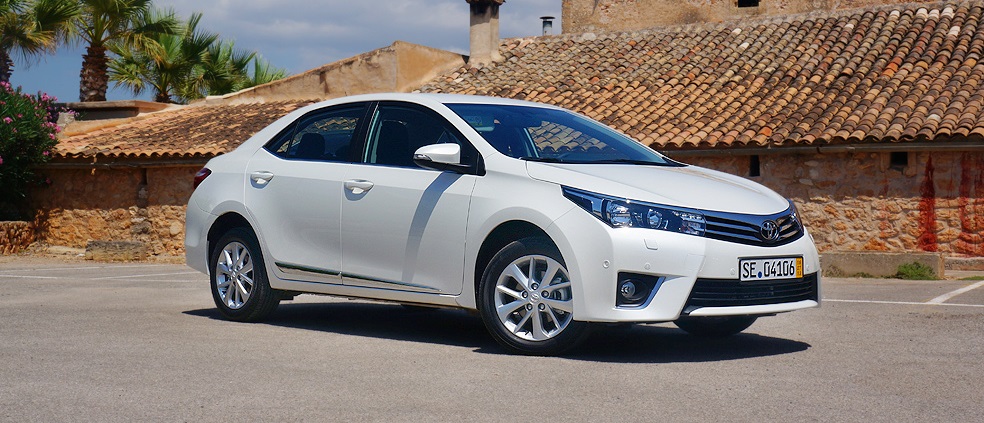 Новая Toyota Corolla 2013 тест-драйв