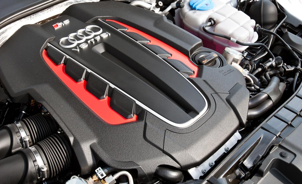 Audi RS7 мотор