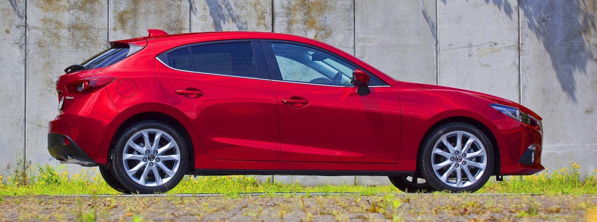 Mazda 3 2014 как смотреть видео на дисплее