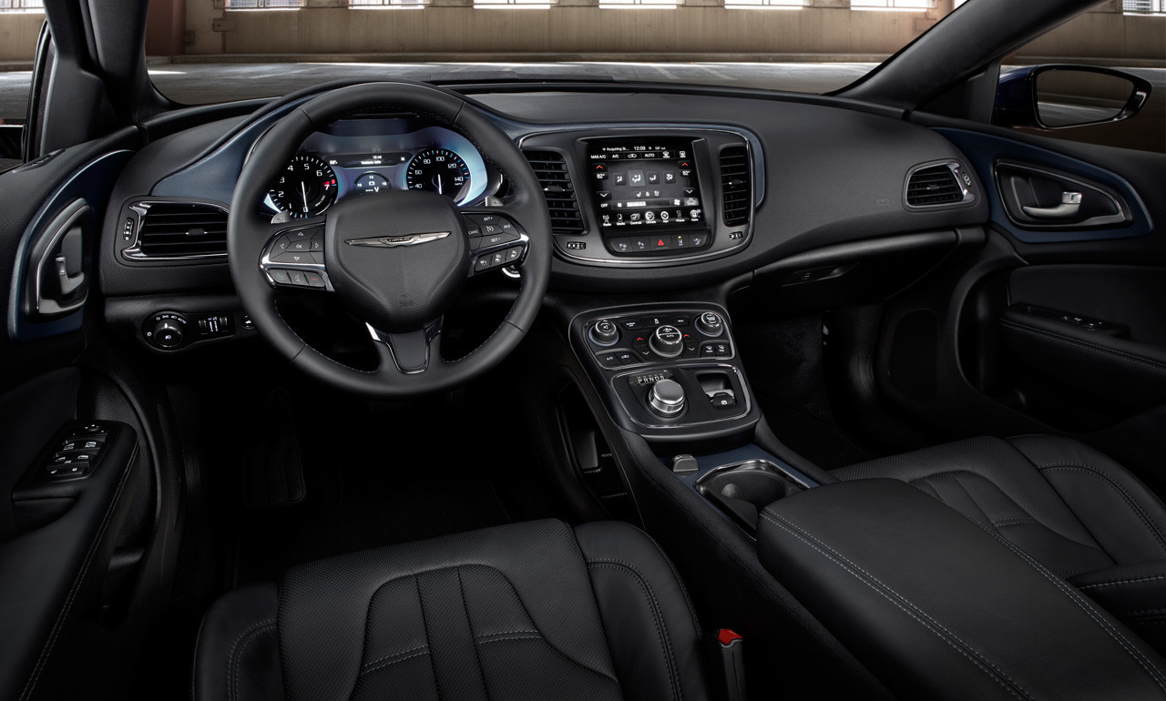 салон Chrysler 200 - 2015 модельного года