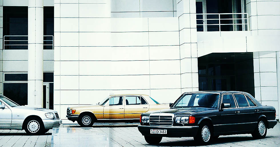Battle of the classic Mercedes-Benz S-Class - W116 vs. W126 and giant W140