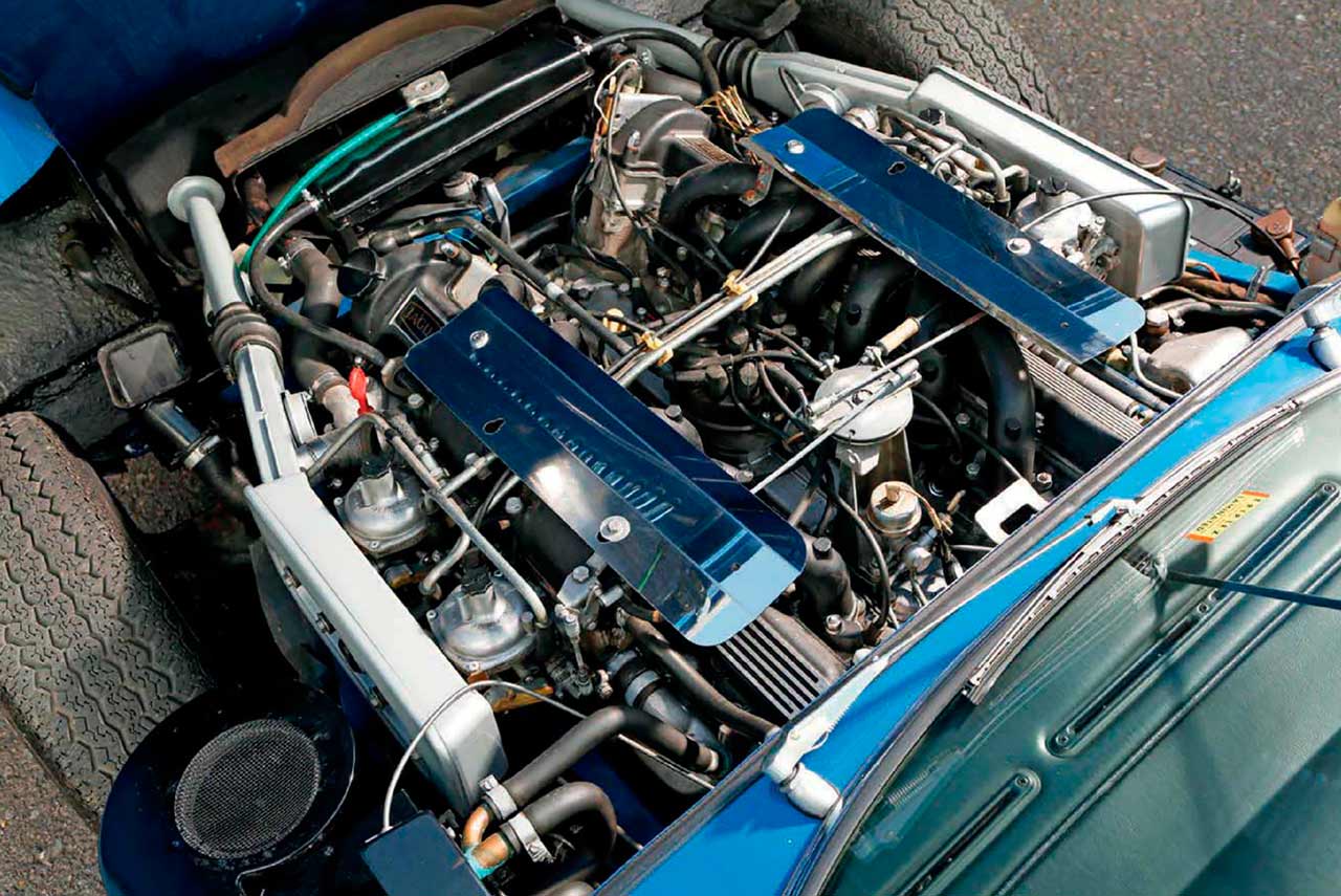 Jaguar E-type V12 engine