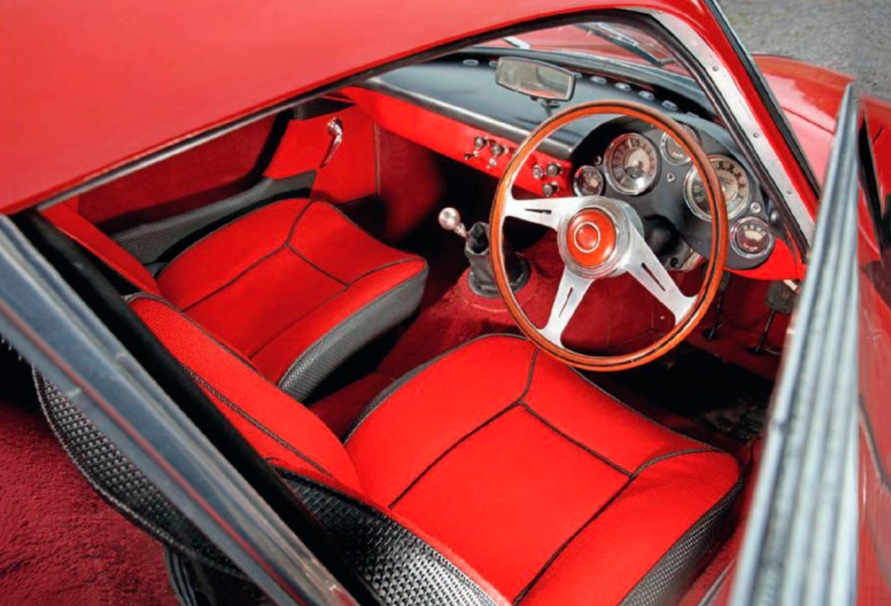 1954 Alfa Romeo 2000 Sportiva interior