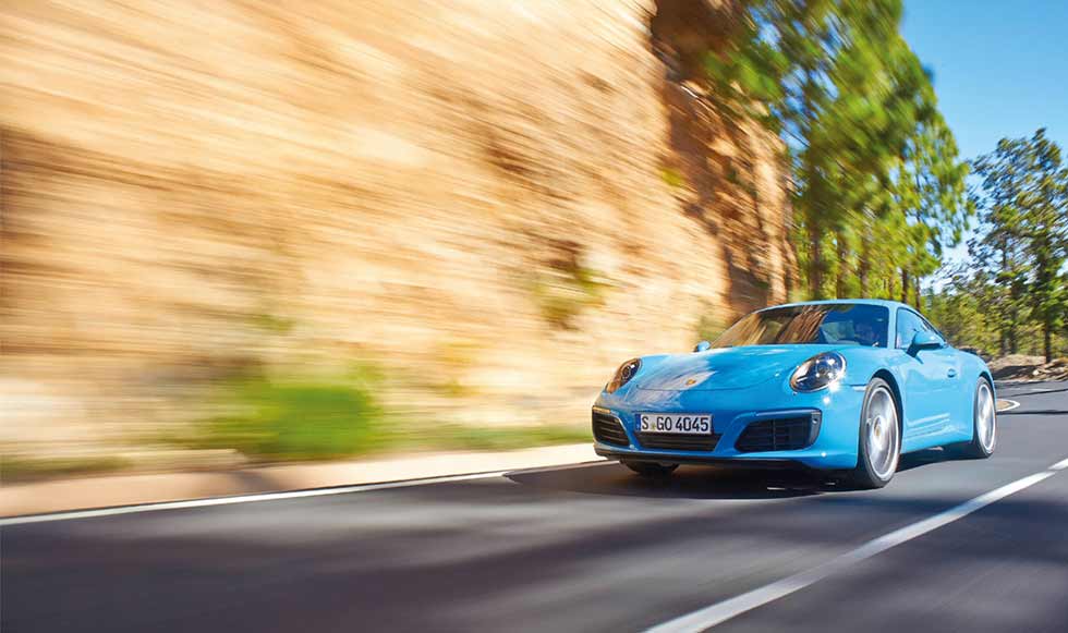2018 Porsche 911 Carrera S Manual 7-Spd 991.2 road test