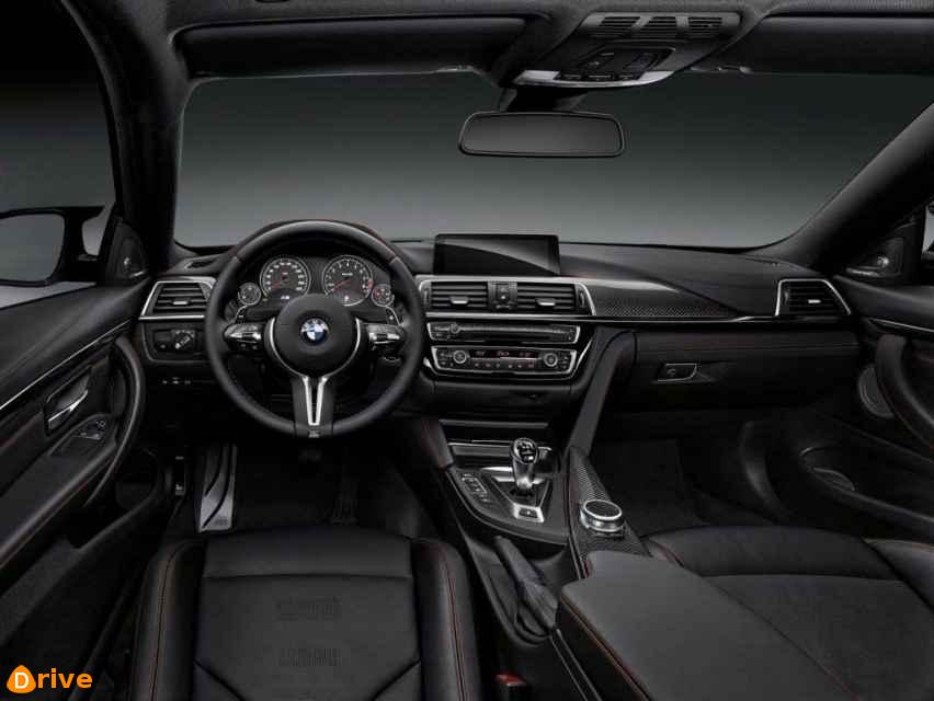 2019 BMW 3 Series interior