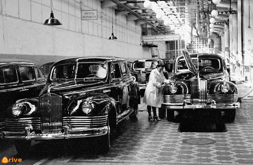 1947 ZIS 110 factory
