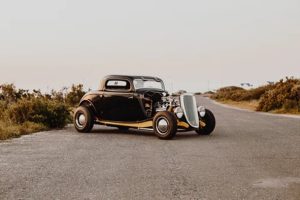 5 Things You Should Know Before Buying A Vintage Car